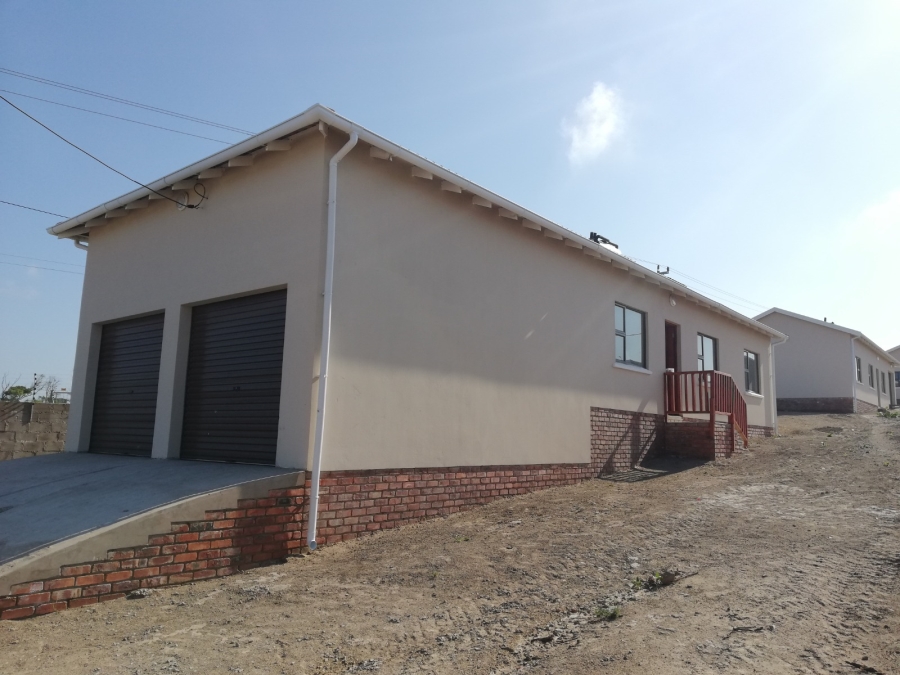 2 Bedroom Property for Sale in Cove Rock Eastern Cape